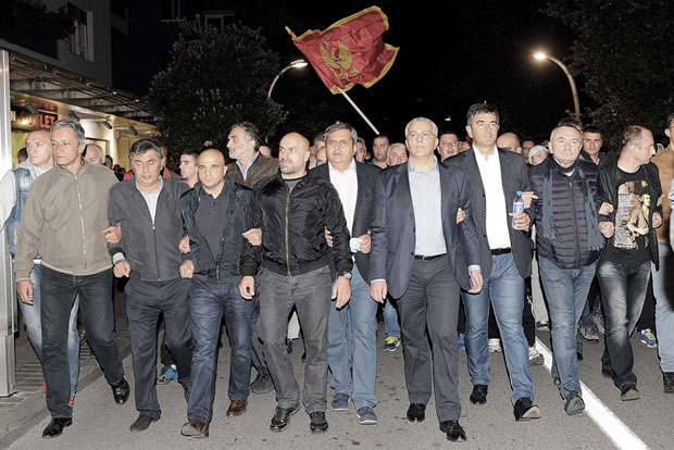 Црногорске власти спремају хапшења НАТО противницима!